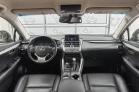 Лот: 19308848. Фото: 9. Lexus NX, I 300h 2.5hyb CVT (155...