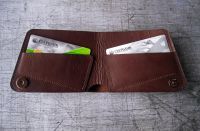 Лот: 17650919. Фото: 4. Кошелек bi-fold с магнитной застежкой. Красноярск