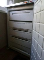 Лот: 13999388. Фото: 2. Морозилка (нужна замена компрессора... Крупная бытовая техника