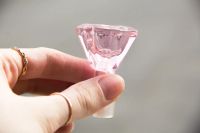 Лот: 9754240. Фото: 7. Чаша "Small diamond" розовая стеклянная...