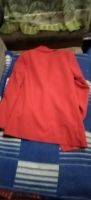 Лот: 19407612. Фото: 2. Красный женский костюм(размер... Женская одежда