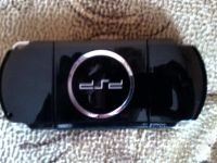 Лот: 1987771. Фото: 2. PSP 3008 продам срочно. Игровые приставки, консоли, видеоигры
