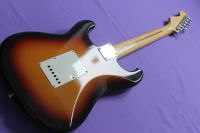 Лот: 4093585. Фото: 7. Squier by Fender SST-33R Silver...