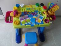 Лот: 3447752. Фото: 2. Парта для рисования с табуретом... Детская мебель