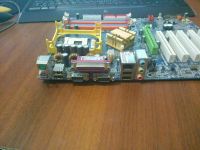Лот: 4136439. Фото: 2. Материнская плата GigaByte GA-8IPE1000-G... Комплектующие