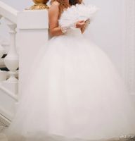 Лот: 12819663. Фото: 4. Пышное свадебное платье 42-44. Красноярск