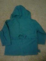 Лот: 6376603. Фото: 2. Плащ для девочки 4-5 лет. Одежда и аксессуары