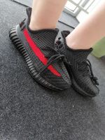 Лот: 20508702. Фото: 2. Кроссовки Adidas Yeezy Boost 350. Женская обувь