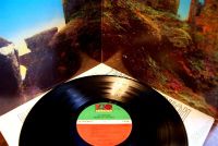 Лот: 2000783. Фото: 2. Led Zeppelin "Houses Of The Holy... Коллекционирование, моделизм