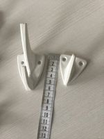 Лот: 15528535. Фото: 2. Крючок белый двойной. Хозтовары