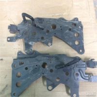 Лот: 9342271. Фото: 2. Кронштейны спинки заднего сидения... Автозапчасти