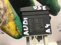 Лот: 21715807. Фото: 3. кнопка корректора фар Audi A4... Авто, мото, водный транспорт