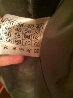 Лот: 9731440. Фото: 2. Шуба мутон с меховым капюшоном. Женская одежда