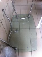 Лот: 6418474. Фото: 2. Стол стеклянный 135/70 высота... Кухонная мебель