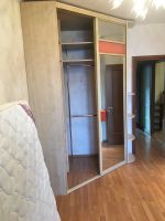 Лот: 16993518. Фото: 4. Угловой шкаф-купе с зеркалами. Красноярск