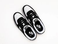 Лот: 20282691. Фото: 2. Кроссовки Nike Air Force 1 Low. Мужская обувь