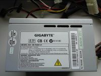 Лот: 4102823. Фото: 2. Блок питания Gigabyte GE-R460-V1... Комплектующие