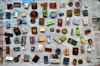 Лот: 16834772. Фото: 2. Значки оптом более 100 штук. Значки, медали, жетоны