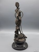 Лот: 13700115. Фото: 2. Скульптура Диана на кабане Бронза... Живопись, скульптура, фото