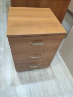 Лот: 18148577. Фото: 4. стол и тумбочка офисные. Красноярск