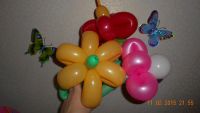 Лот: 5049365. Фото: 2. Цветы из воздушных шаров и просто... Сувениры, подарки