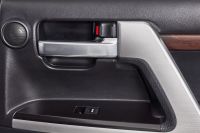 Лот: 23425276. Фото: 12. Toyota Land Cruiser 2016