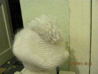 Лот: 1206009. Фото: 2. Абсолютно новый берет вязанный... Женская одежда