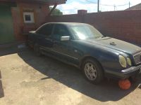 Лот: 11686442. Фото: 4. Mercedes-benz e230