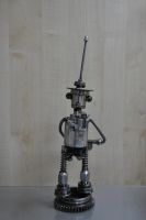 Лот: 6275223. Фото: 2. Сувенир РОБОТ из автозапчастей... Сувениры, подарки