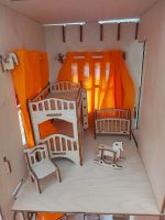 Лот: 17417071. Фото: 6. Дом для кукол деревянный с мебелью...