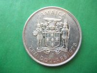 Лот: 18674992. Фото: 2. Ямайка 10 Долларов 1975 г. Колумб... Монеты