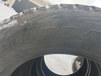 Лот: 17190153. Фото: 3. Шина bridgestone r17 235 на 65. Авто, мото, водный транспорт