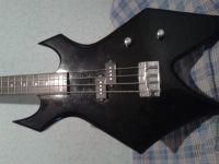 Лот: 3413996. Фото: 2. бас гитара B.C.Rich warlock bronze... Музыкальные инструменты