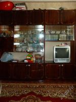 Лот: 1856395. Фото: 2. Две секции стенки, может кому... Мебель для гостиной