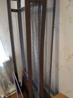 Лот: 24384303. Фото: 2. Кровать с панцирной сеткой и деревянными... Мебель для спальни