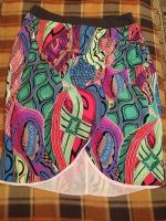 Лот: 7473781. Фото: 3. Красивая юбка с ярким принтом... Одежда, обувь, галантерея