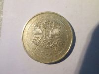 Лот: 15772034. Фото: 2. 10 фунтов 2003 Сирия 10 фунтов... Монеты