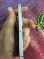 Лот: 12193526. Фото: 2. iPhone SE 32. Смартфоны, связь, навигация