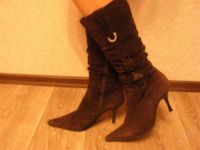 Лот: 2201127. Фото: 2. Замшевые сапоги. Женская обувь