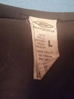 Лот: 9009260. Фото: 2. Щитки футбольные Umbro, размер... Обмундирование и экипировка
