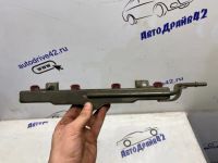 Лот: 21714319. Фото: 2. топливная рейка с форсунками Mazda... Автозапчасти