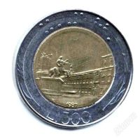 Лот: 1514839. Фото: 2. Монета Италии "500 лир" - красивый... Монеты