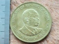 Лот: 10889201. Фото: 8. Монета 10 цент Кения 1991 портрет...