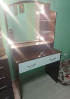 Лот: 25886512. Фото: 2. Туалетный столик с зеркалом и... Мебель для спальни