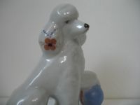 Лот: 24672812. Фото: 2. Пудель с мячом Собака Цирк Фарфор... Антиквариат