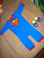 Лот: 6673604. Фото: 2. Костюм супер мен 6-9мес+тапочки... Праздничные костюмы, аксессуары