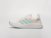 Лот: 24974232. Фото: 2. Кроссовки Adidas. Женская обувь