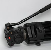 Лот: 21058030. Фото: 6. Видеоштатив комиссионный Manfrotto...