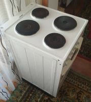 Лот: 25081153. Фото: 4. Электрическая плита Gorenje E245W... Красноярск