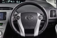 Лот: 19481119. Фото: 11. Toyota Prius, III Рестайлинг...